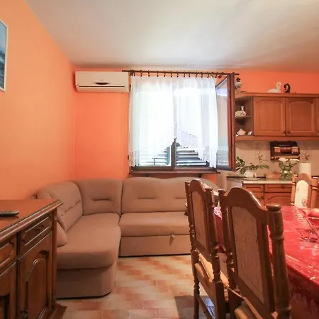 Διαμέρισμα Apartman Ljilja Kuciste